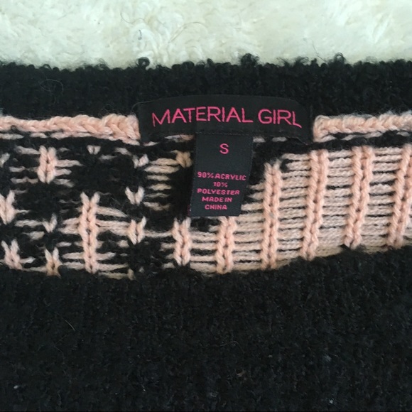 Rose Patterned Sweater - Picture 4 of 4